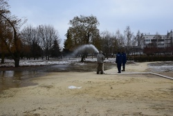 В Тамбове приступили к подготовке катков на открытых площадках