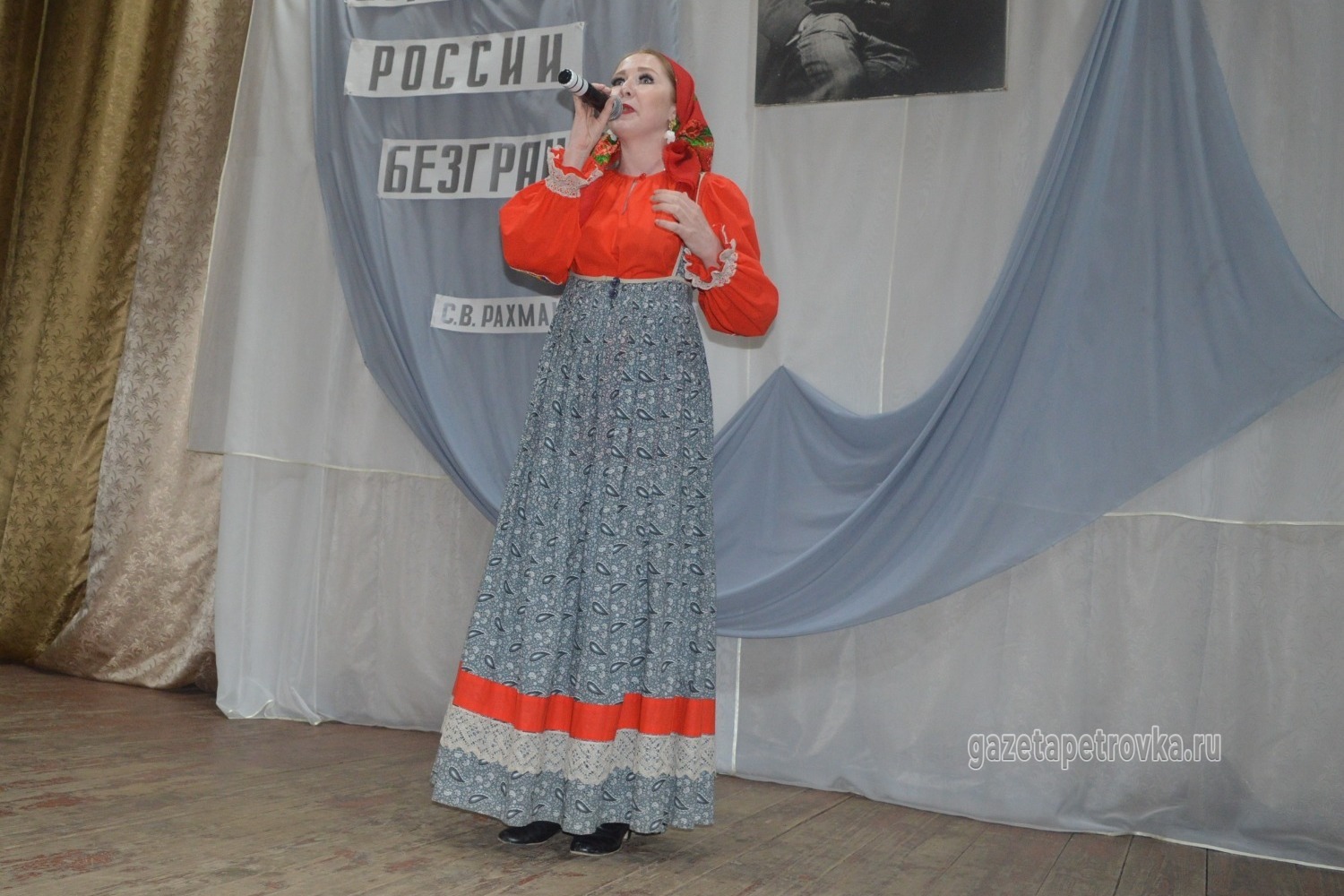 Поёт Светлана Климова