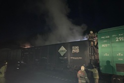 В Тамбовском районе загорелся грузовой поезд с известью