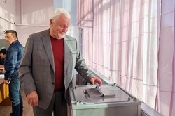 Евгений Матушкин проголосовал в Мичуринске