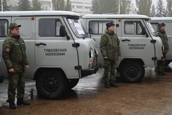 Фонд "Развитие Тамбовщины" передал восемь специализированных военных автомобилей в зону СВО