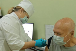 Тамбовский госпиталь для ветеранов войн получил партию вакцины против коронавируса