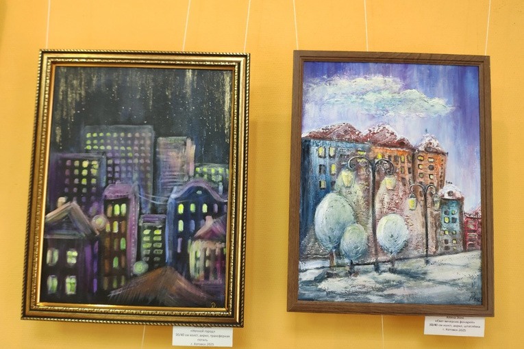 «Городские» картины Алины Эннс