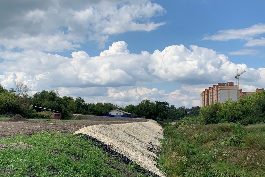 Фонд дорога к дому логотип. Эмблема жкх. Приоритетный проект дорога к дому новгородская область. Проектирование автомобильных дорог аспирантура. Проект дорога к дому.