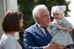 Евгений Матушкин поздравил тамбовчан с Днём защиты детей