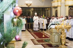 Первые лица области поздравили православных с Рождеством