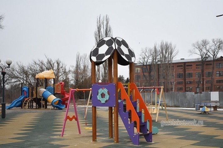 Детская площадка в парке культуры