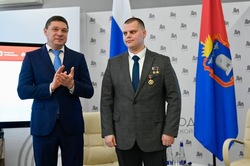 Евгений Первышов присвоил Герою России звание «Почётный гражданин Тамбовской области»