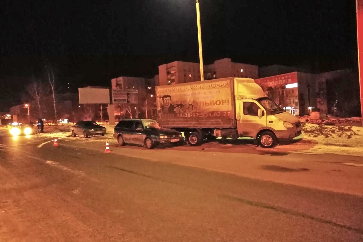 тамбов 24 февраля. тамбов 24 февраля. авария в тамбове на бульваре энтузиастов. дтп тамбовская область вчера. трасса тамбов воронеж.