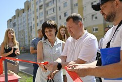 Максим Егоров вручил ключи от долгожданных квартир тамбовским дольщикам
