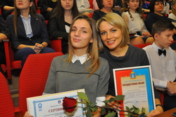 Вперед, к новым высотам! Одаренным школьникам вручили гранты администрации области