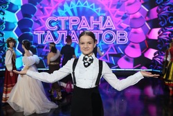 Юная балалаечница из Тамбова Анастасия Тюрина вышла в финал телепроекта «Страна талантов»