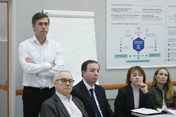  Максим Жалнин: Евгений Первышов стремится к балансу сельского хозяйства и промышленности в ВРП