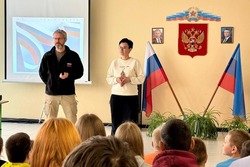 Тамбовские единороссы посетили село Штормово в Новоайдарском районе ЛНР
