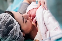 Тамбовчанкам рассказали, в чём секрет грудного молока 