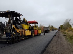 Ненастье не помеха: тамбовские дорожники в ходе ремонта применяют современные технологии