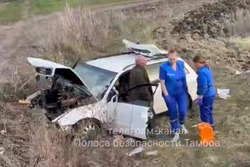 В Тамбовском округе пьяный водитель получил в аварии переломы ног