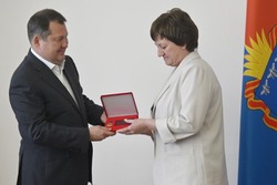 Максим Егоров вручил награды сотрудникам Госбюро
