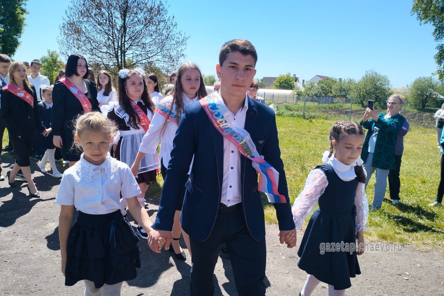 В Байловке в этом году два одиннадцатиклассника