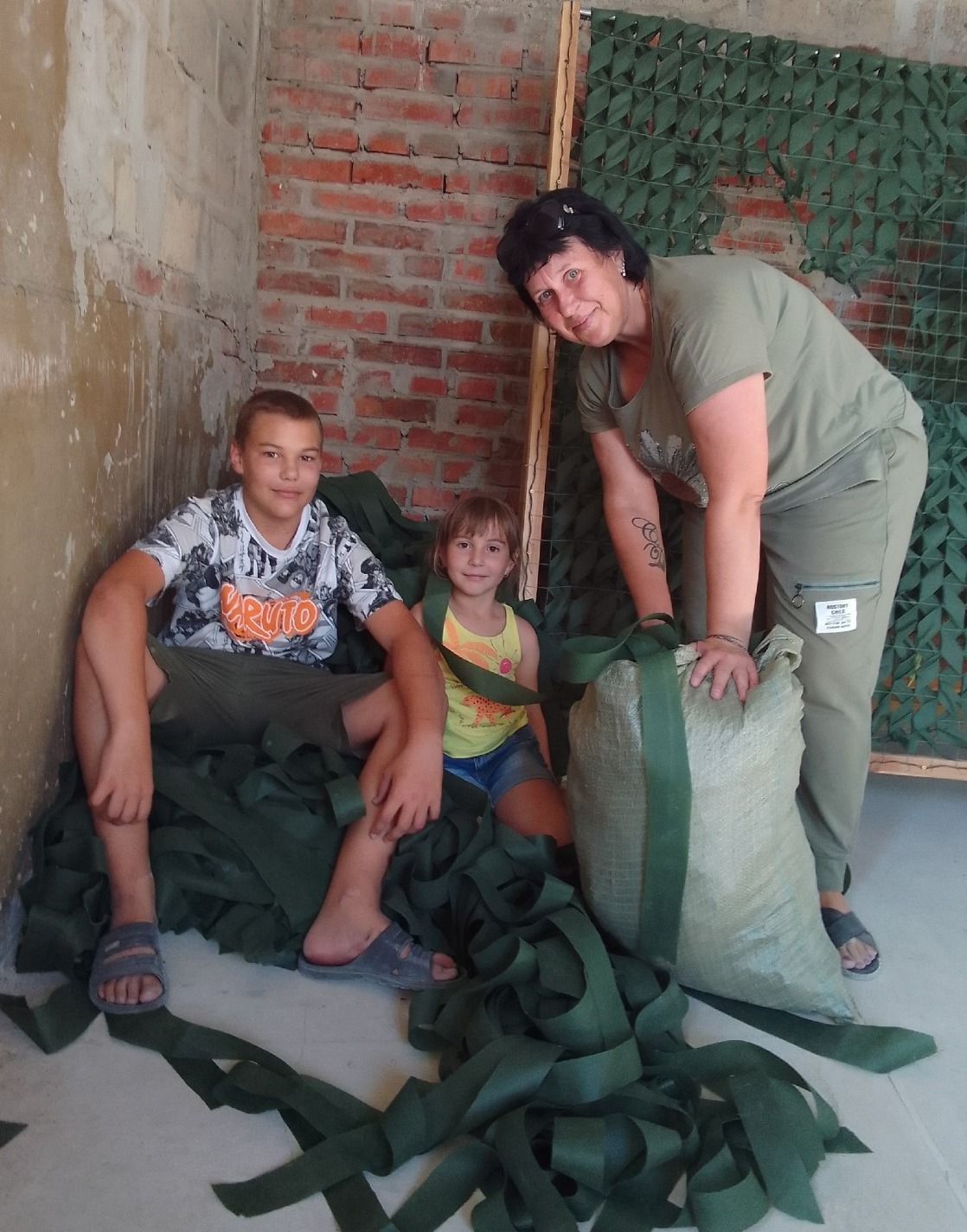 Татьяна с сыном Степаном и дочкой Дарьей