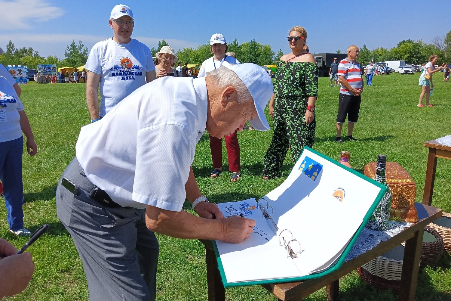 ...Анатолий Плуталов