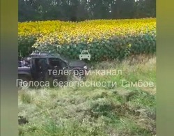 В Кирсановском округе из-за окурка сигареты  опрокинулся внедорожник