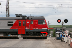 На станции Кочетовка модернизировали железнодорожный переезд