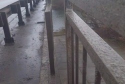 В Кирсановском округе начался срочный ремонт аварийного моста через реку Ворона 