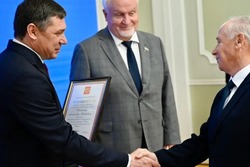 В День России тамбовчанам вручили высокие награды 