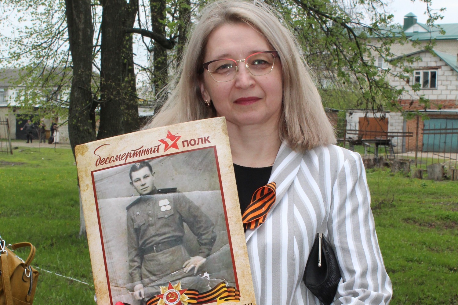 Участница шествия «Бессмертный полк» Татьяна Соколова