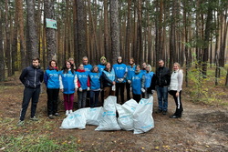 Волонтеры очистили от мусора экотропу к Святовскому озеру под Тамбовом