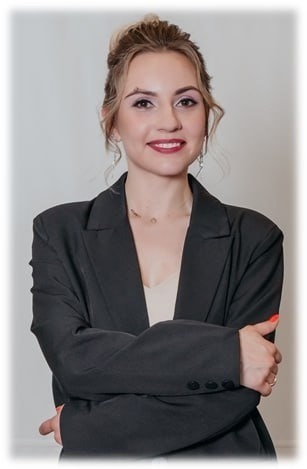 Кира Леонова