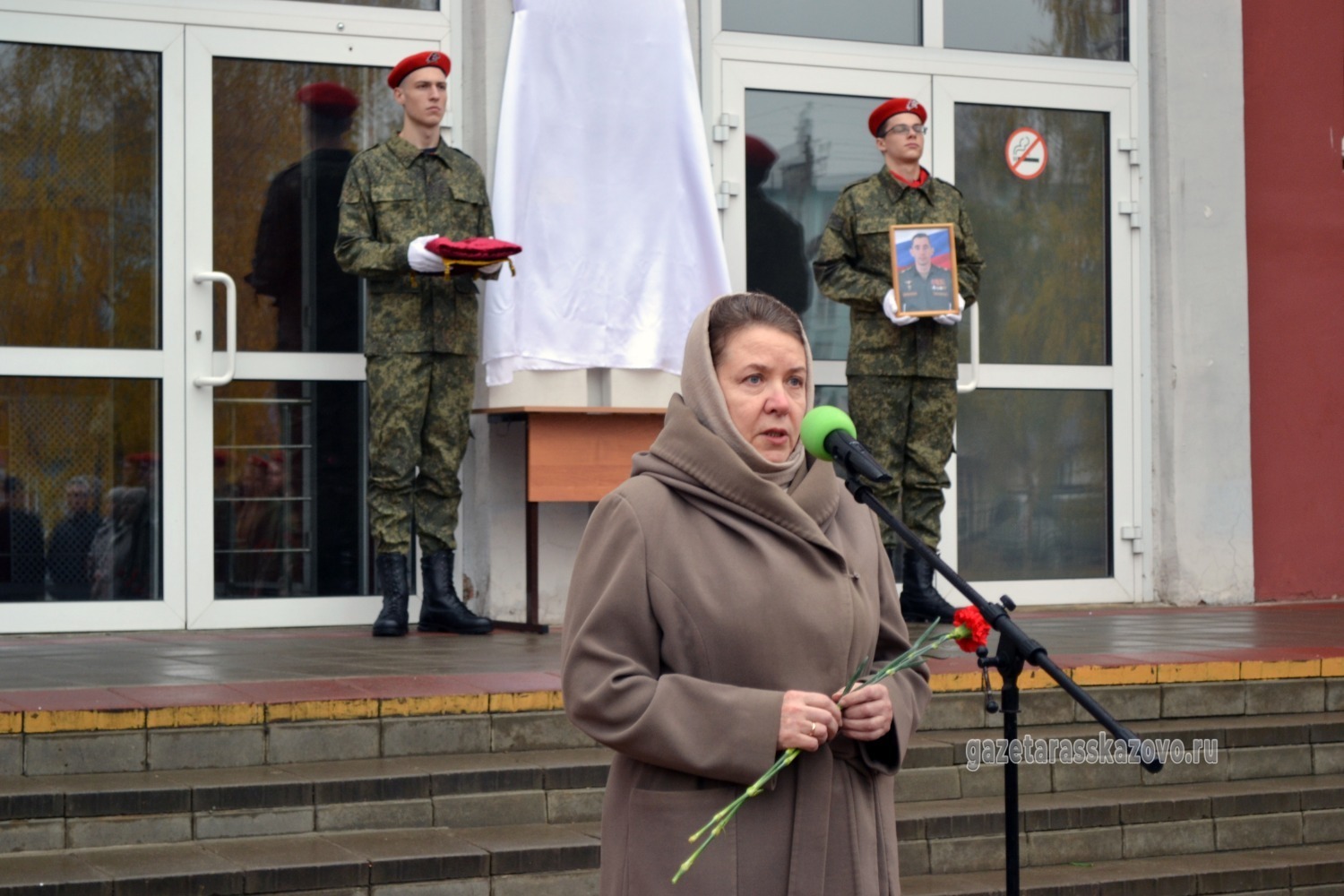 Воспоминаниями о выпускнике школы поделилась классный руководитель Галина Серёгина 