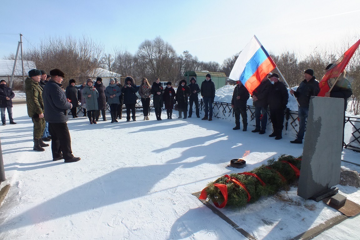 Митинг у памятника в селе Воронцовка