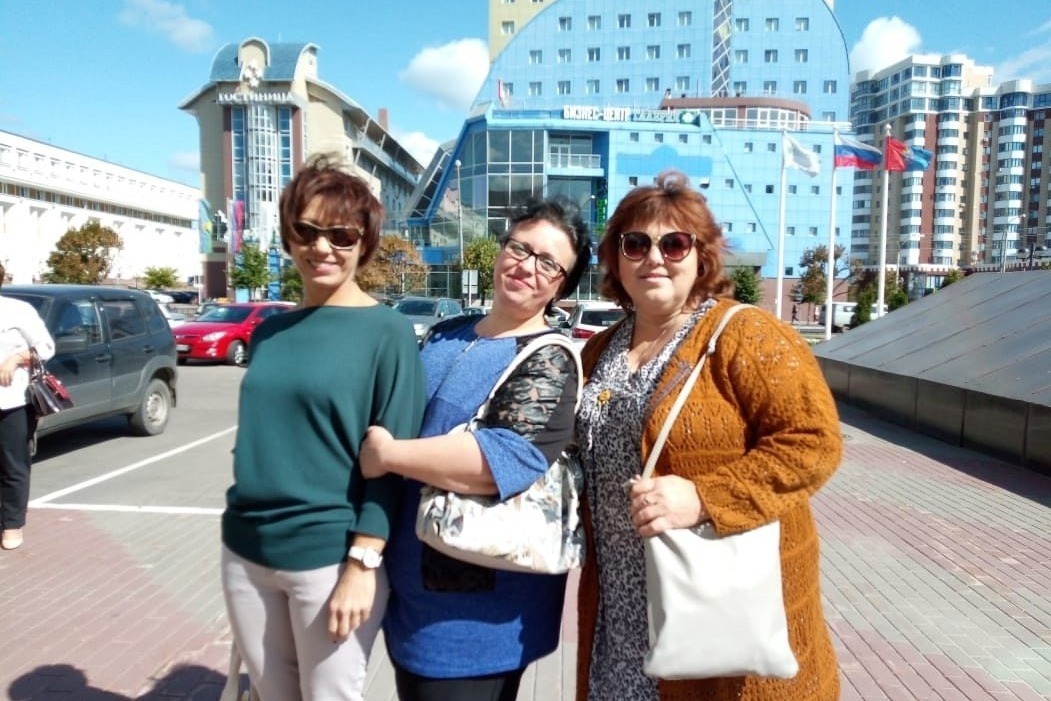 Три сестры-журналиста: Татьяна Морозова, Светлана Баркова, Елена Уварова