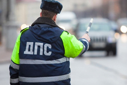 В Тамбовской области полицейские задержали автомобиль с крупной партией наркотиков