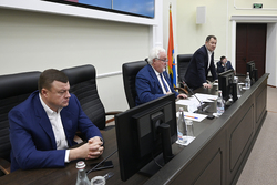 Депутатам Тамбовской областной Думы седьмого созыва вручили мандаты