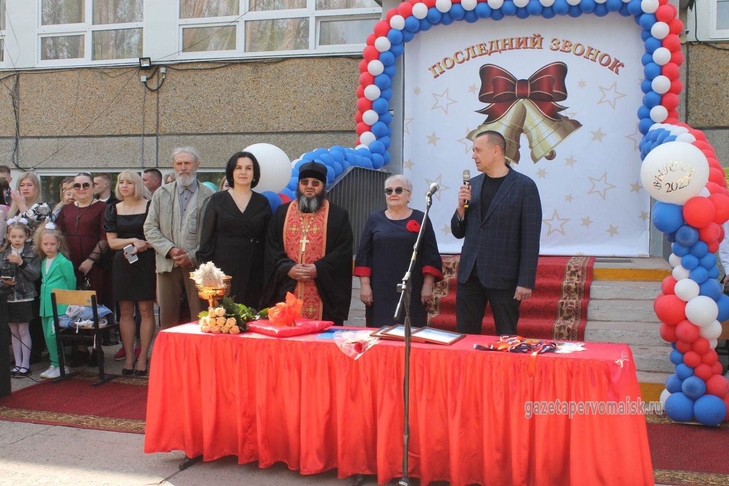 Последний Звонок Прозвенел Для Первомайских Выпускников (Фото И.