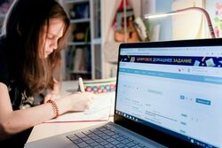 Учебный год для тамбовских школьников завершится в дистанционном формате в конце мая