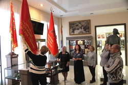 Знамя Тамбовского артиллерийско-технического училища передали в музейно-выставочный центр области