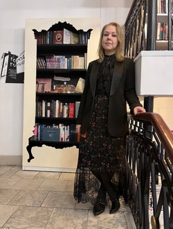 «Минувшее сомкнулось с будущим...». Беседа с поэтом, главным редактором журнала «Наш современник» Кариной Сейдаметовой