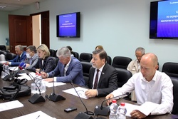 Депутаты проанализировали промежуточные итоги уборочной кампании-2020