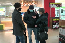В Тамбове проверили соблюдение антикоронавирусных мер в гипермаркете "Карусель"