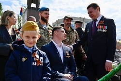  Эксперт отмечает важность принципов служения и патриотизма в губернаторских кампаниях