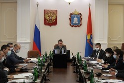 Максим Егоров потребовал ускорить темпы вакцинации